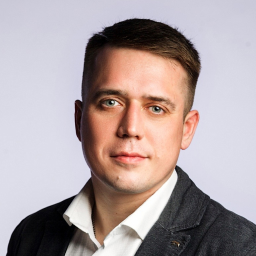 Антон Камаев